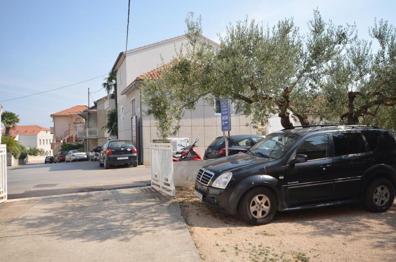 Apartment And Rooms Mrkovic Vodice Extérieur photo