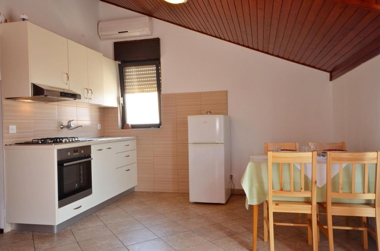 Apartment And Rooms Mrkovic Vodice Extérieur photo