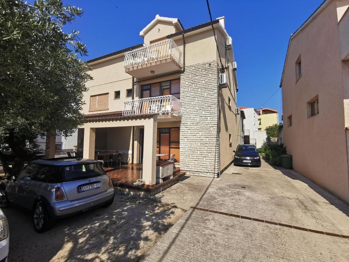 Apartment And Rooms Mrkovic Vodice Extérieur photo