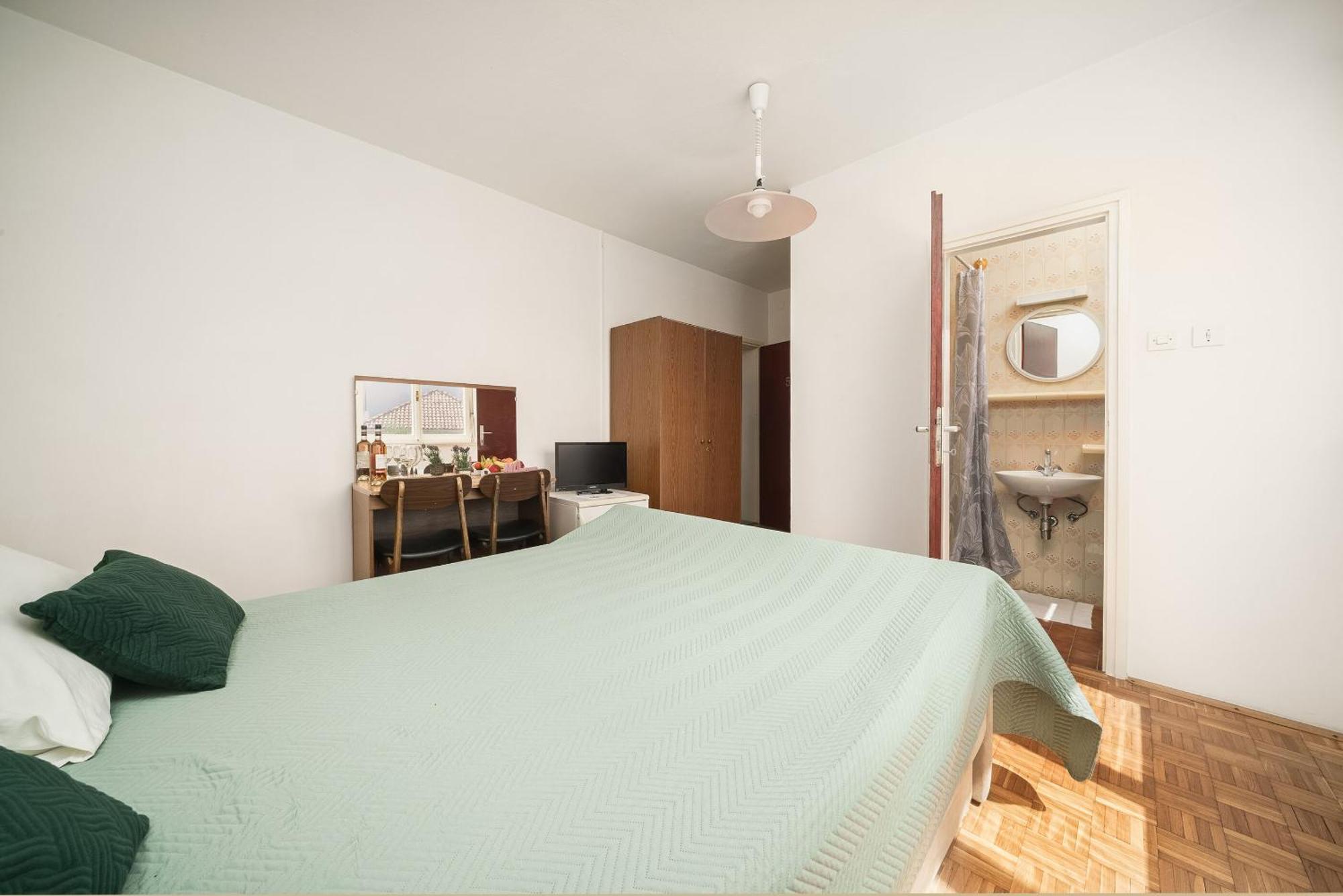 Apartment And Rooms Mrkovic Vodice Extérieur photo