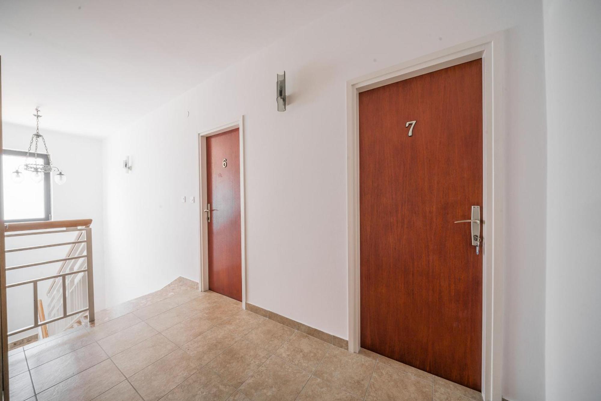 Apartment And Rooms Mrkovic Vodice Extérieur photo