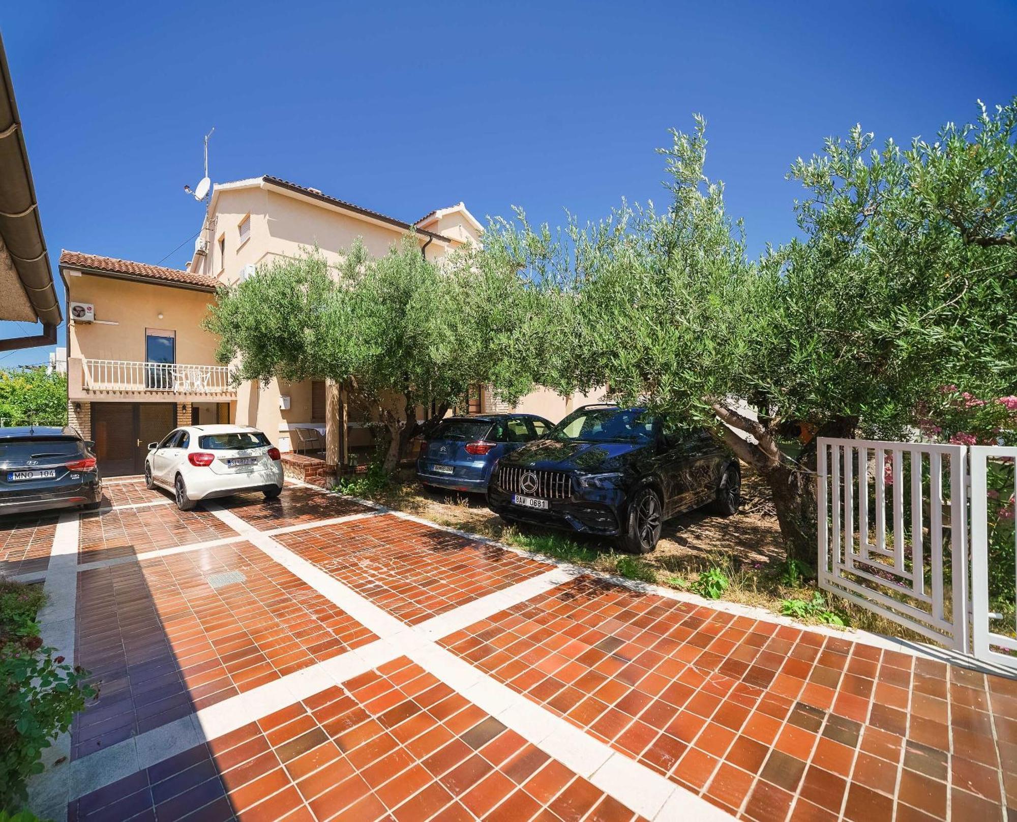 Apartment And Rooms Mrkovic Vodice Extérieur photo