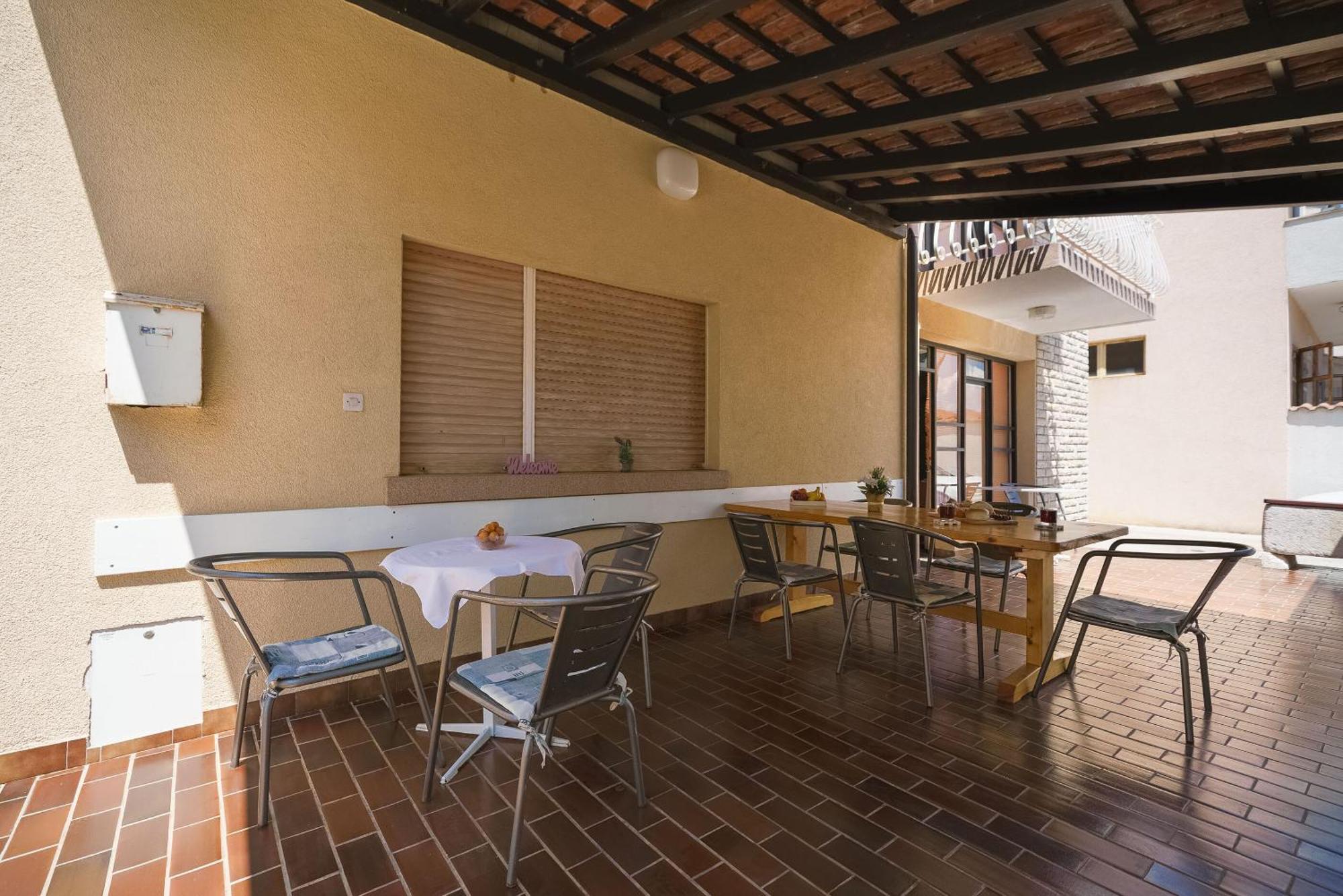 Apartment And Rooms Mrkovic Vodice Extérieur photo